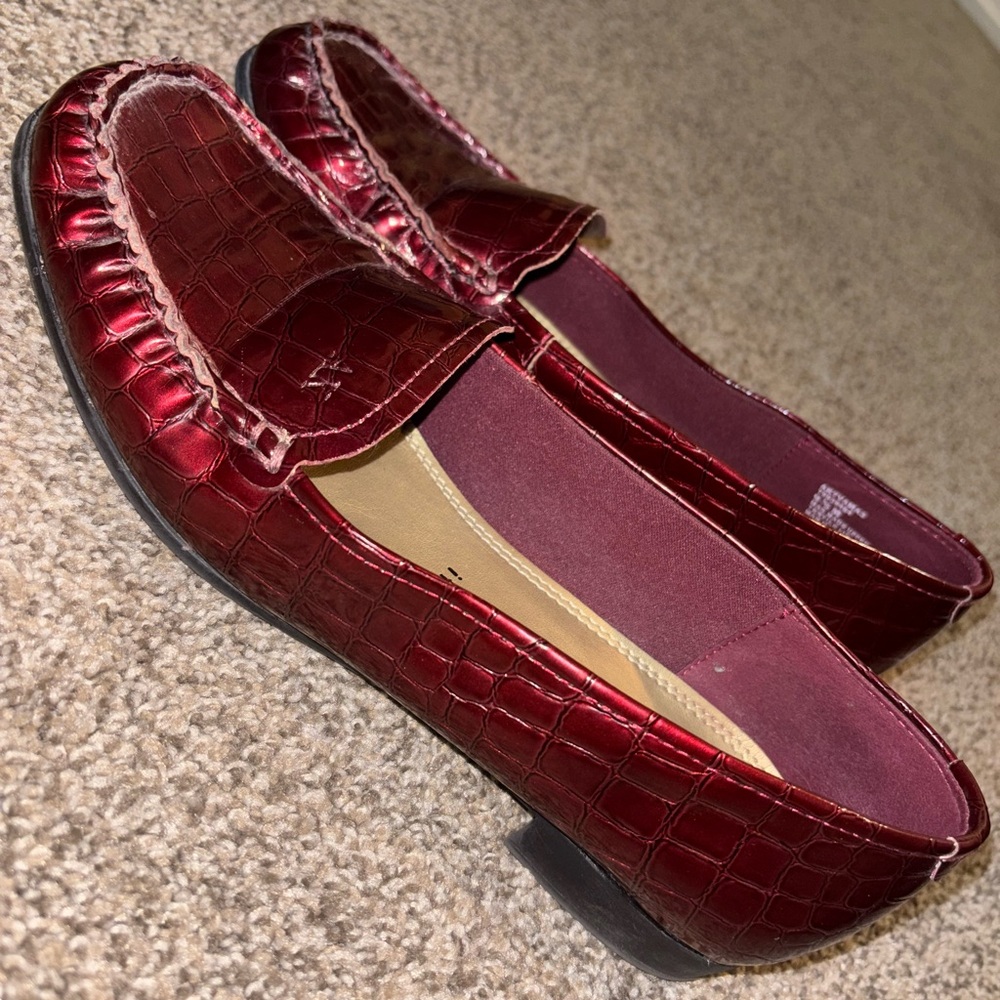Anne Klein Croc-Embossed Red Loafers